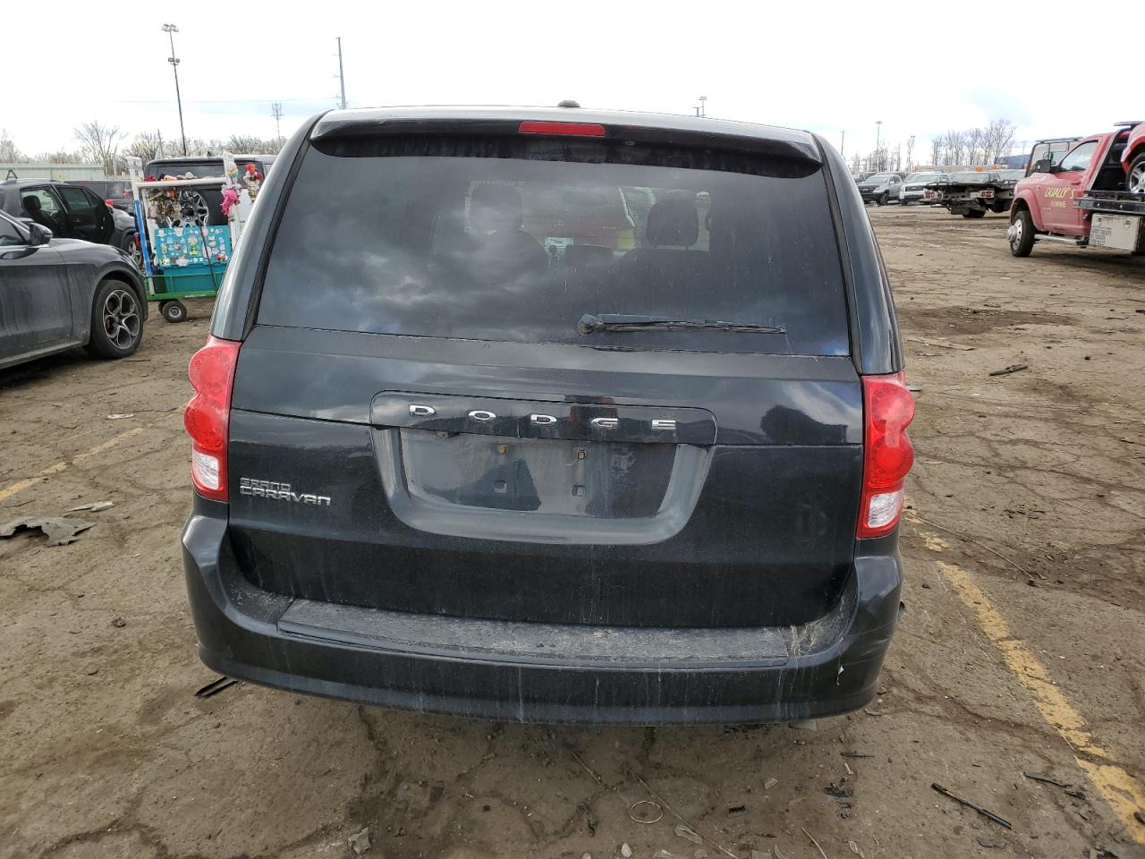 2015 Dodge Caravan - Image 6