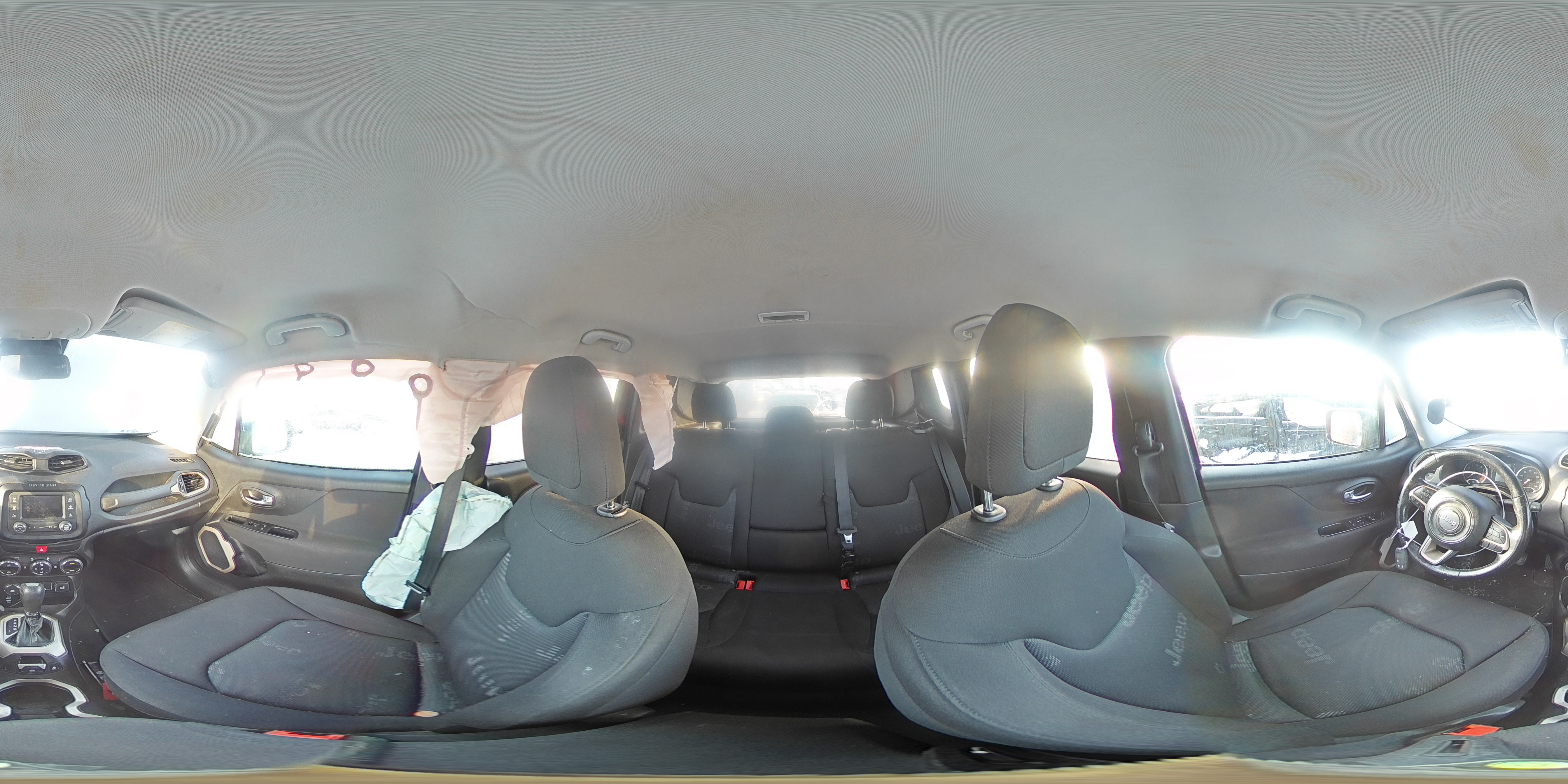 2016 Jeep Renegade - Image 14