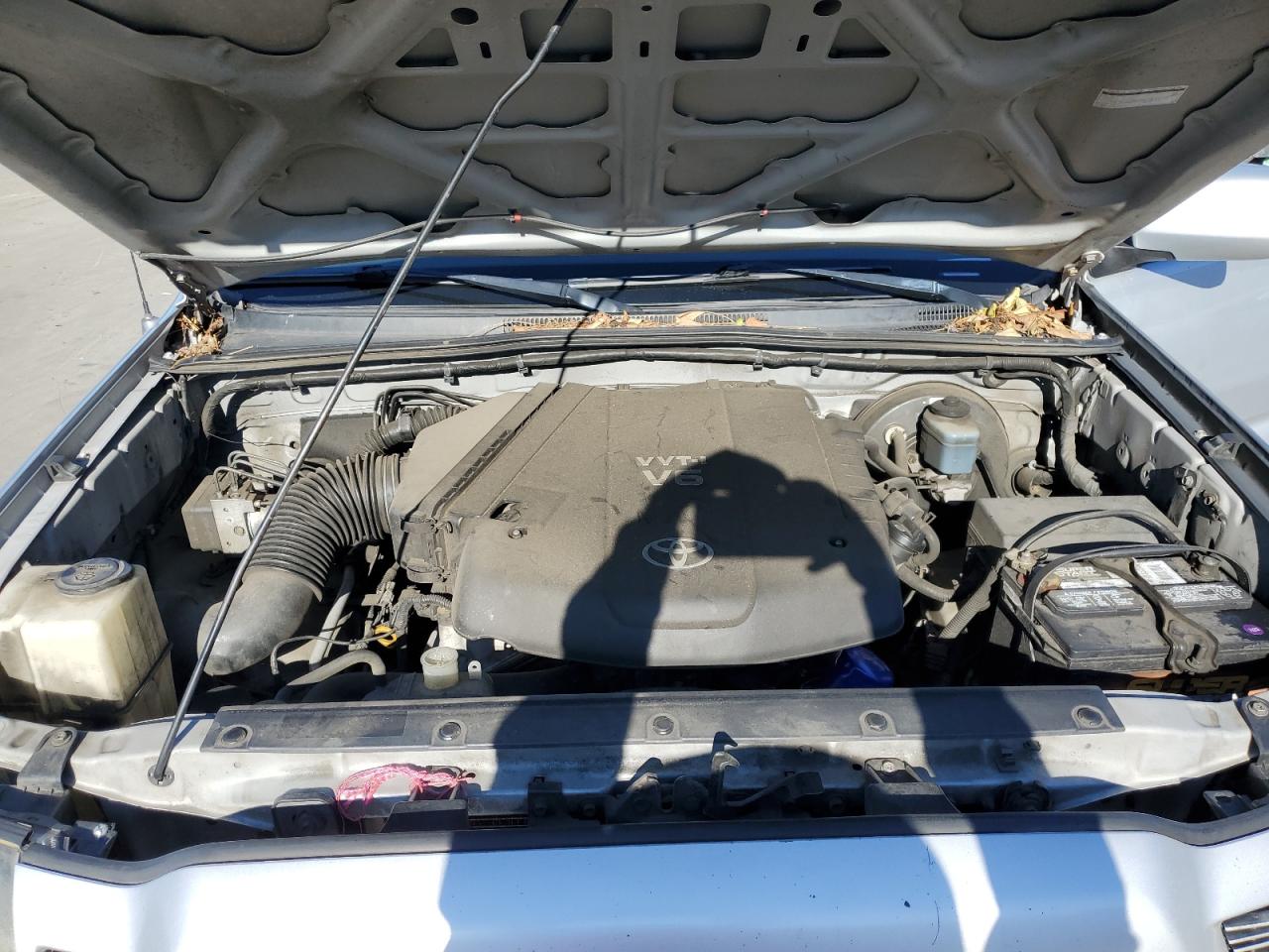2005 Toyota Tacoma - Image 11