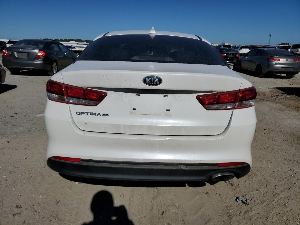 VIN KNAGT4L33G5102177 2016 KIA OPTIMA no.6