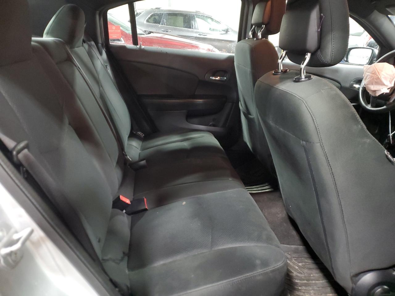 2012 Chrysler 200 - Image 10
