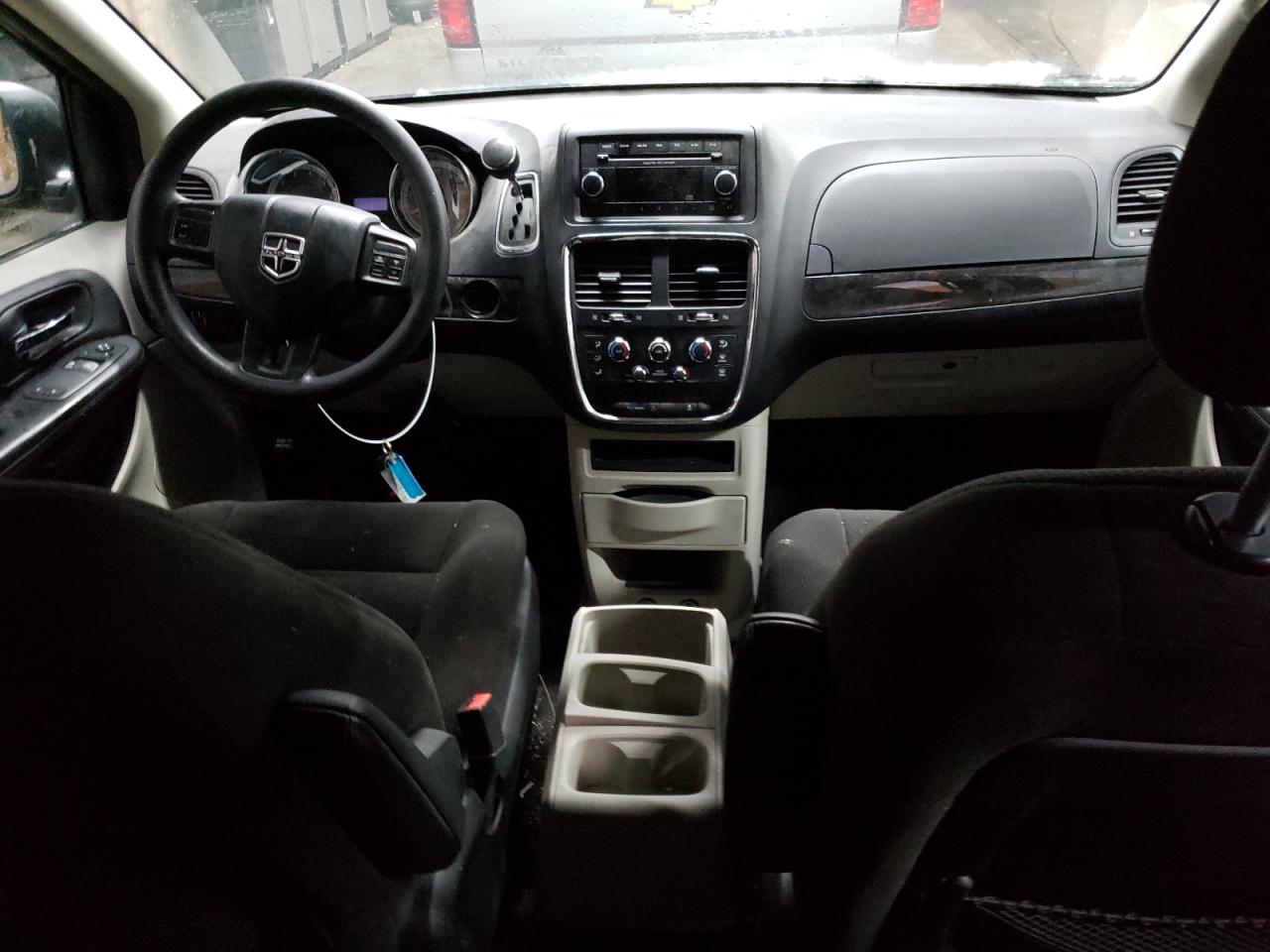 2012 Dodge Caravan - Image 8