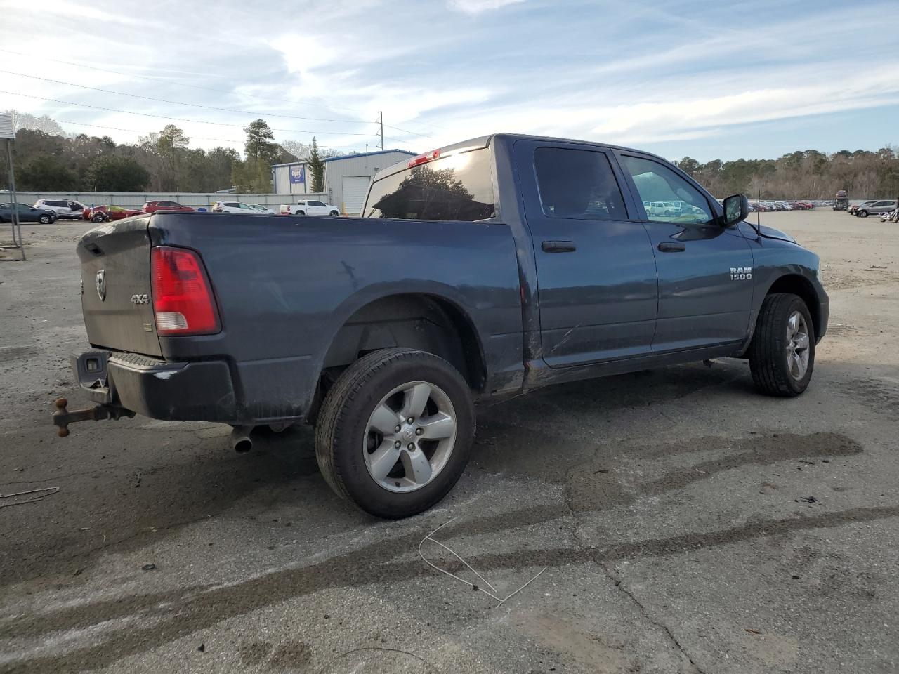 2014 RAM 1500 - Image 3