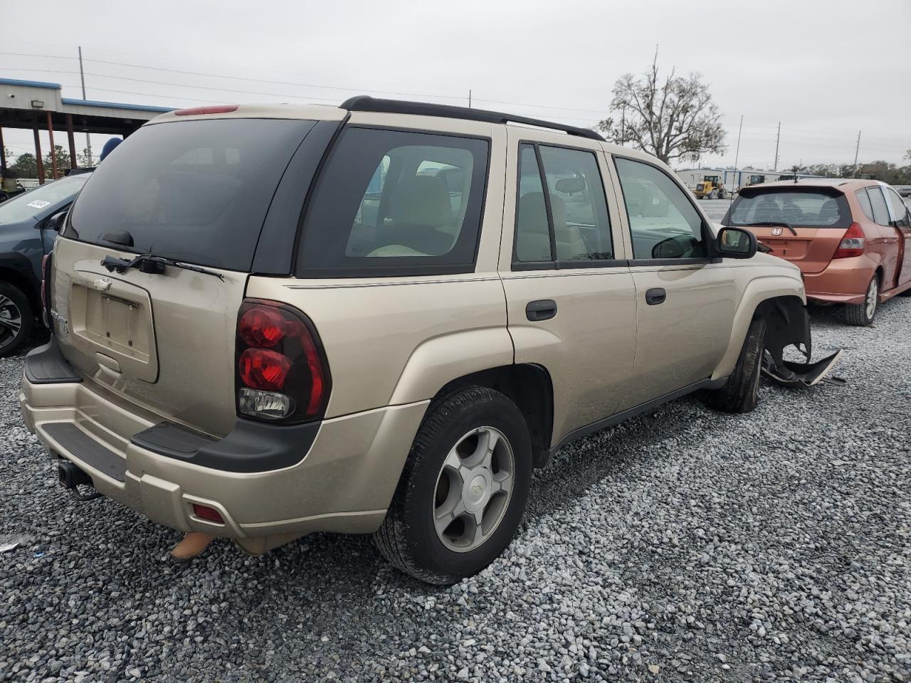 2006 Chevrolet TrailBlazer - Image 3