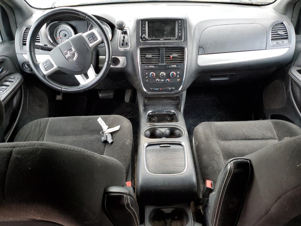 2015 Dodge Caravan - Image 8