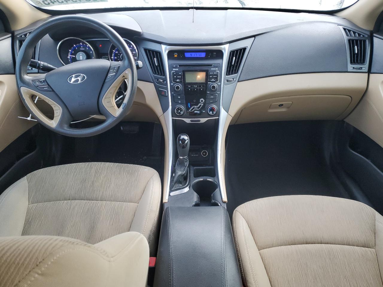 2011 Hyundai Sonata - Image 8
