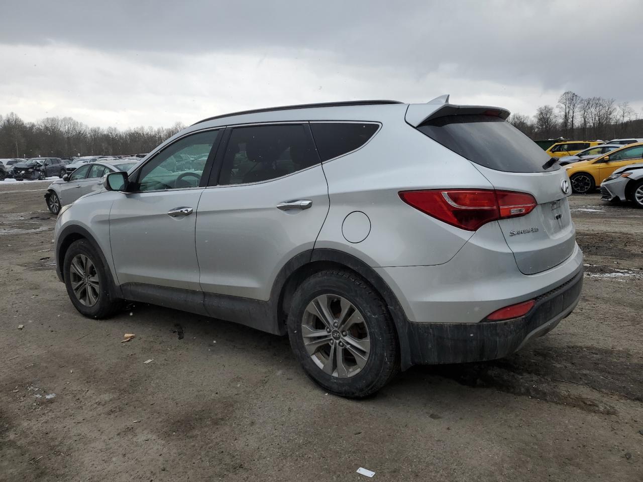 2015 Hyundai Santa Fe - Image 2