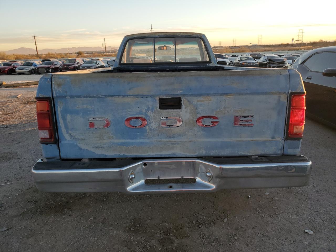 1993 Dodge Dakota - Image 6