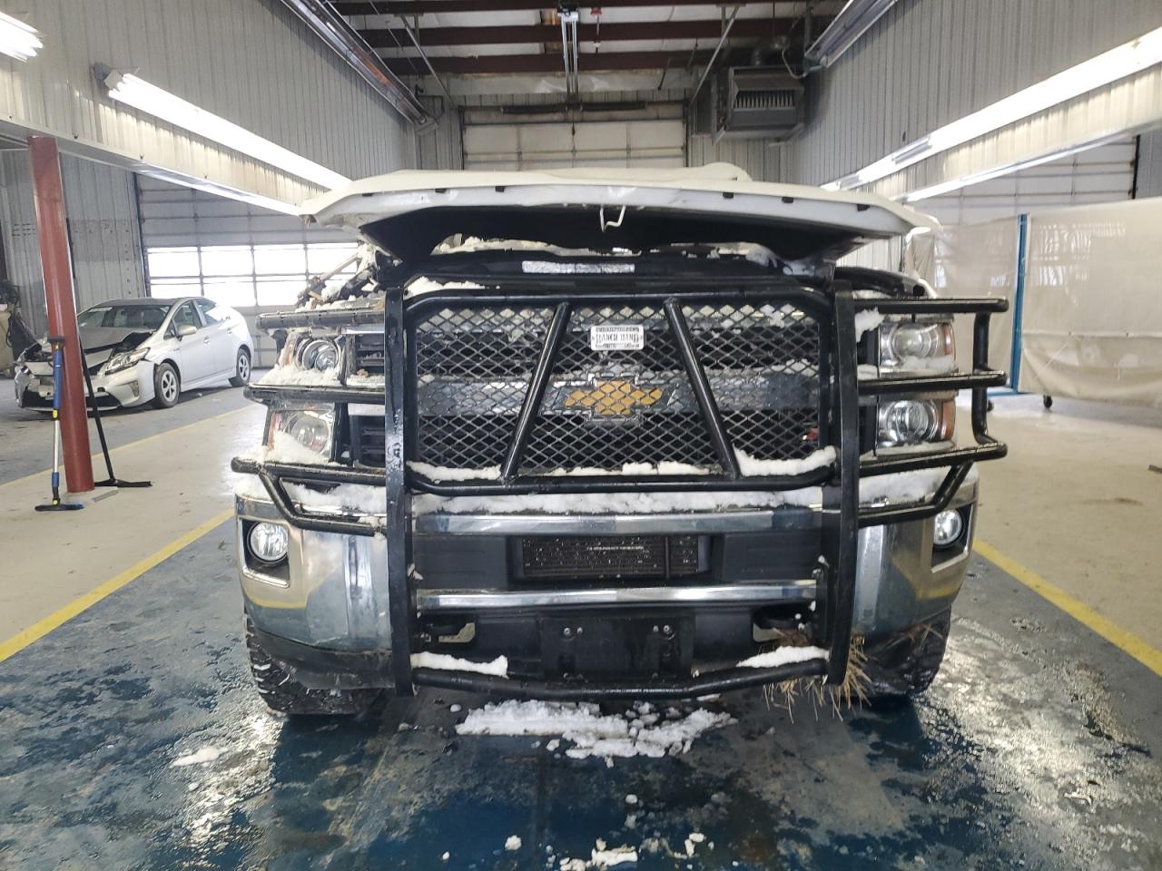 2015 Chevrolet Silverado - Image 5