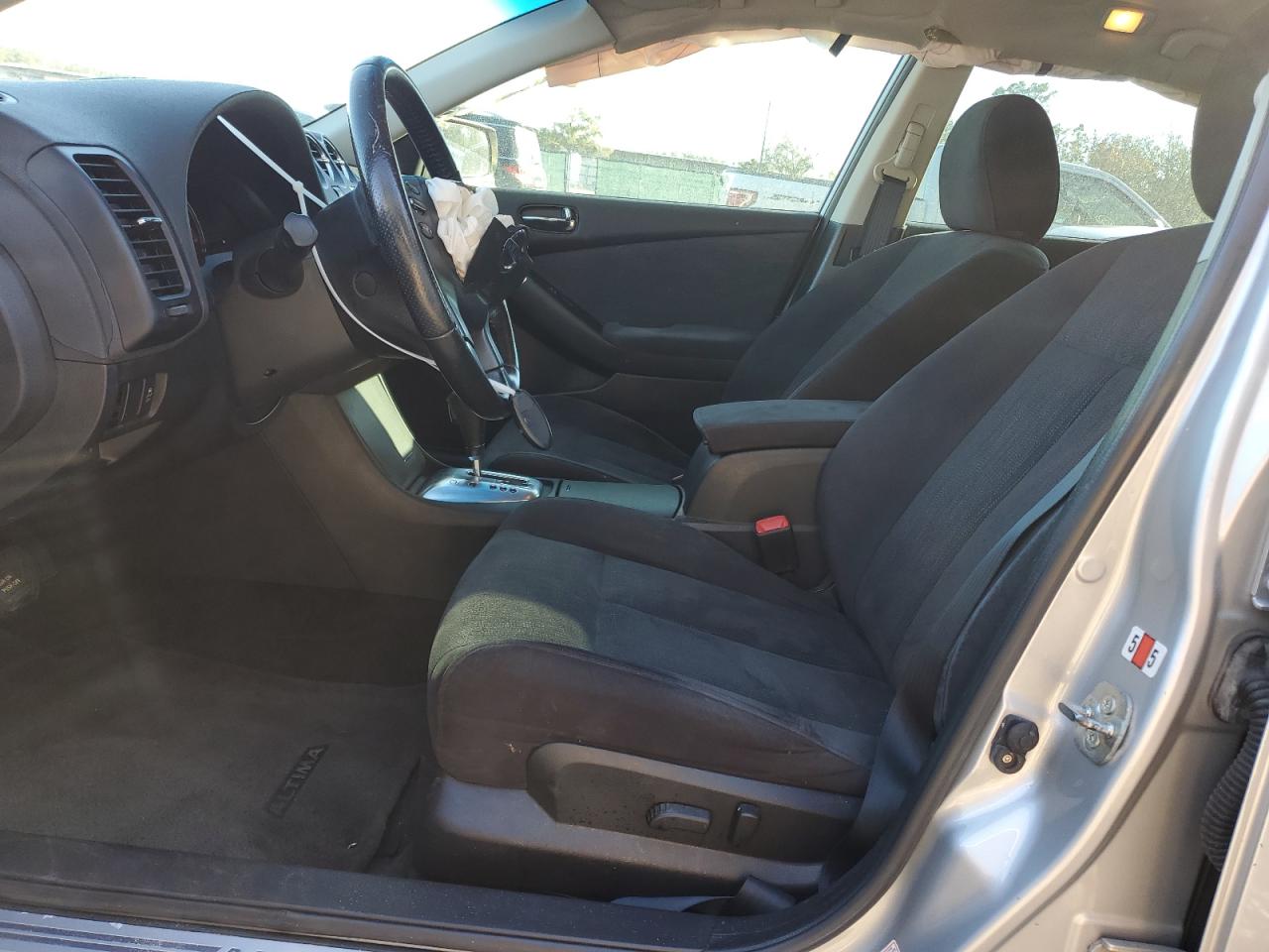 2011 Nissan Altima - Image 7