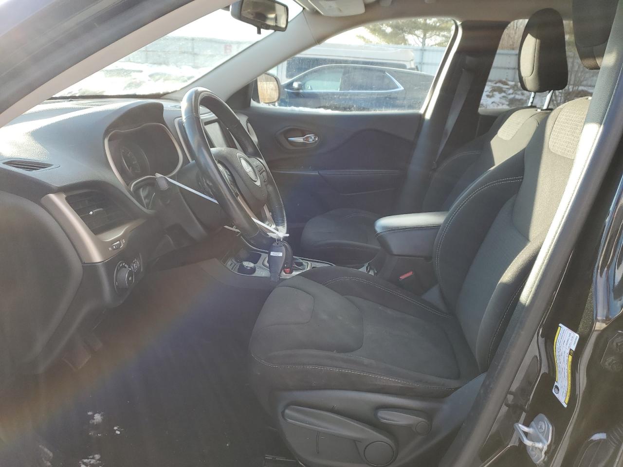 2015 Jeep Grand Cherokee - Image 7