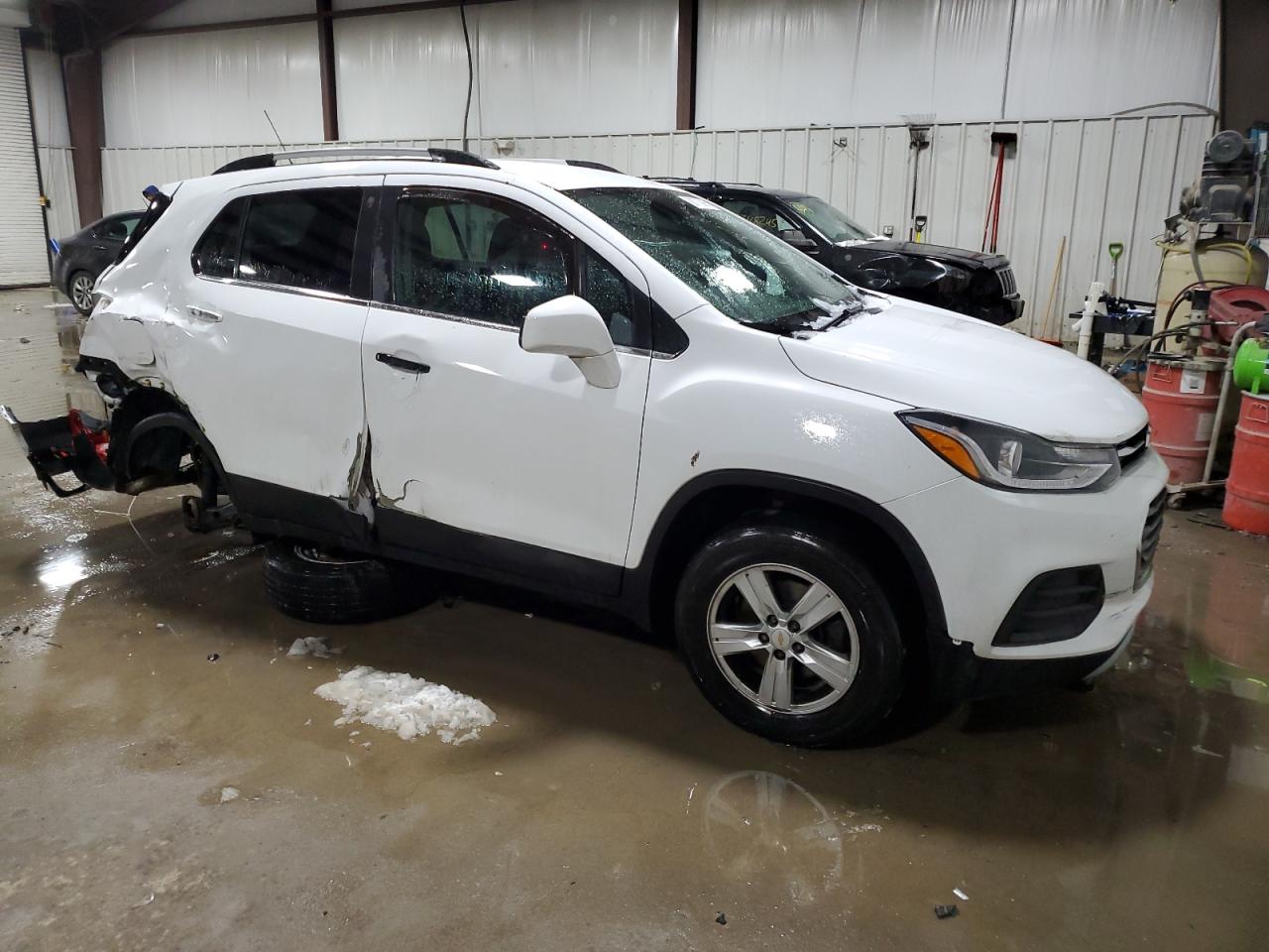 2019 Chevrolet Trax - Image 4