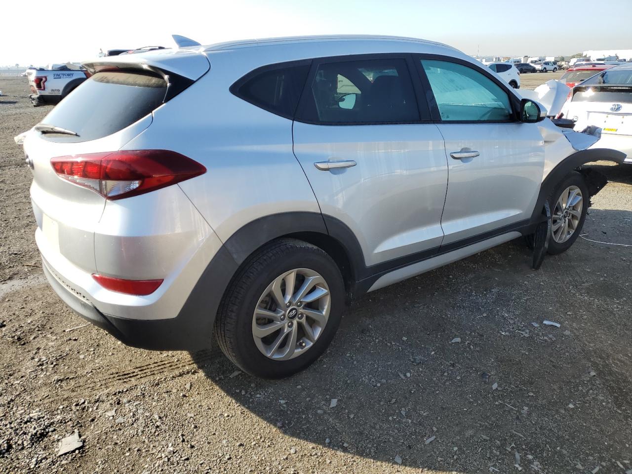 2018 Hyundai Tucson - Image 3