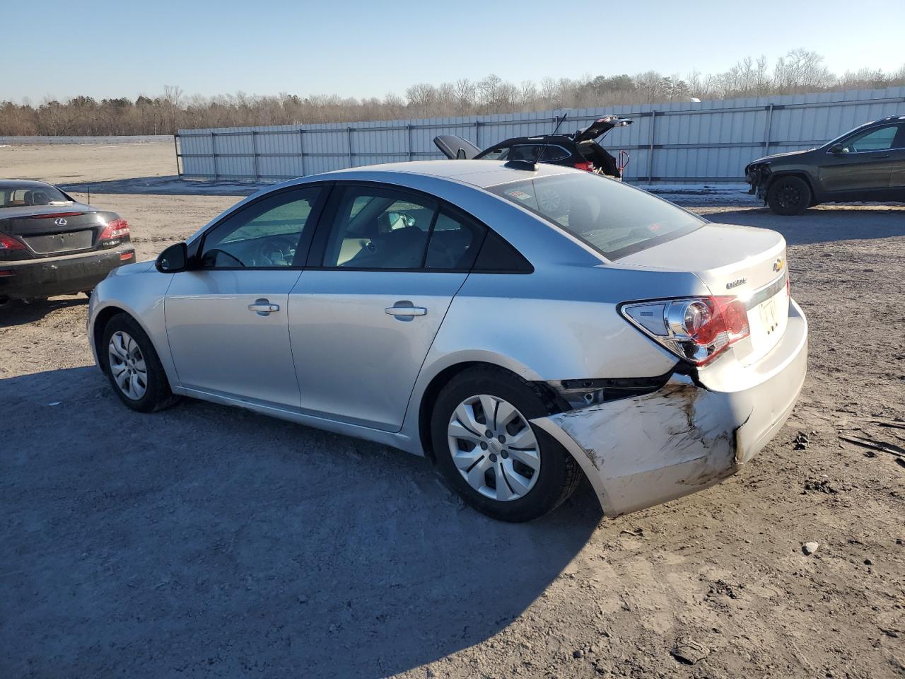 VIN 1G1PA5SG2F7166774 2015 CHEVROLET CRUZE no.2