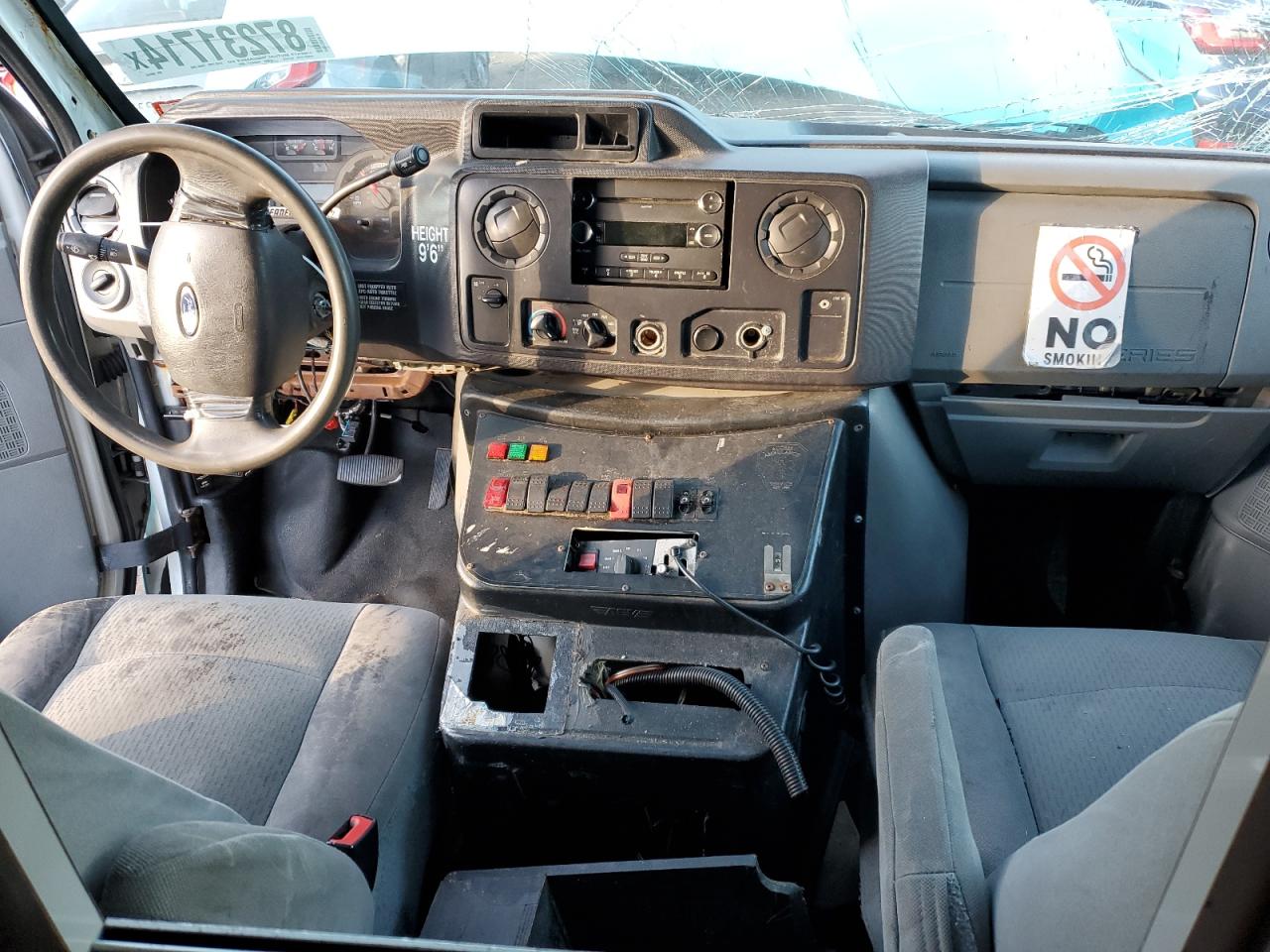 2010 Ford Econoline - Image 8