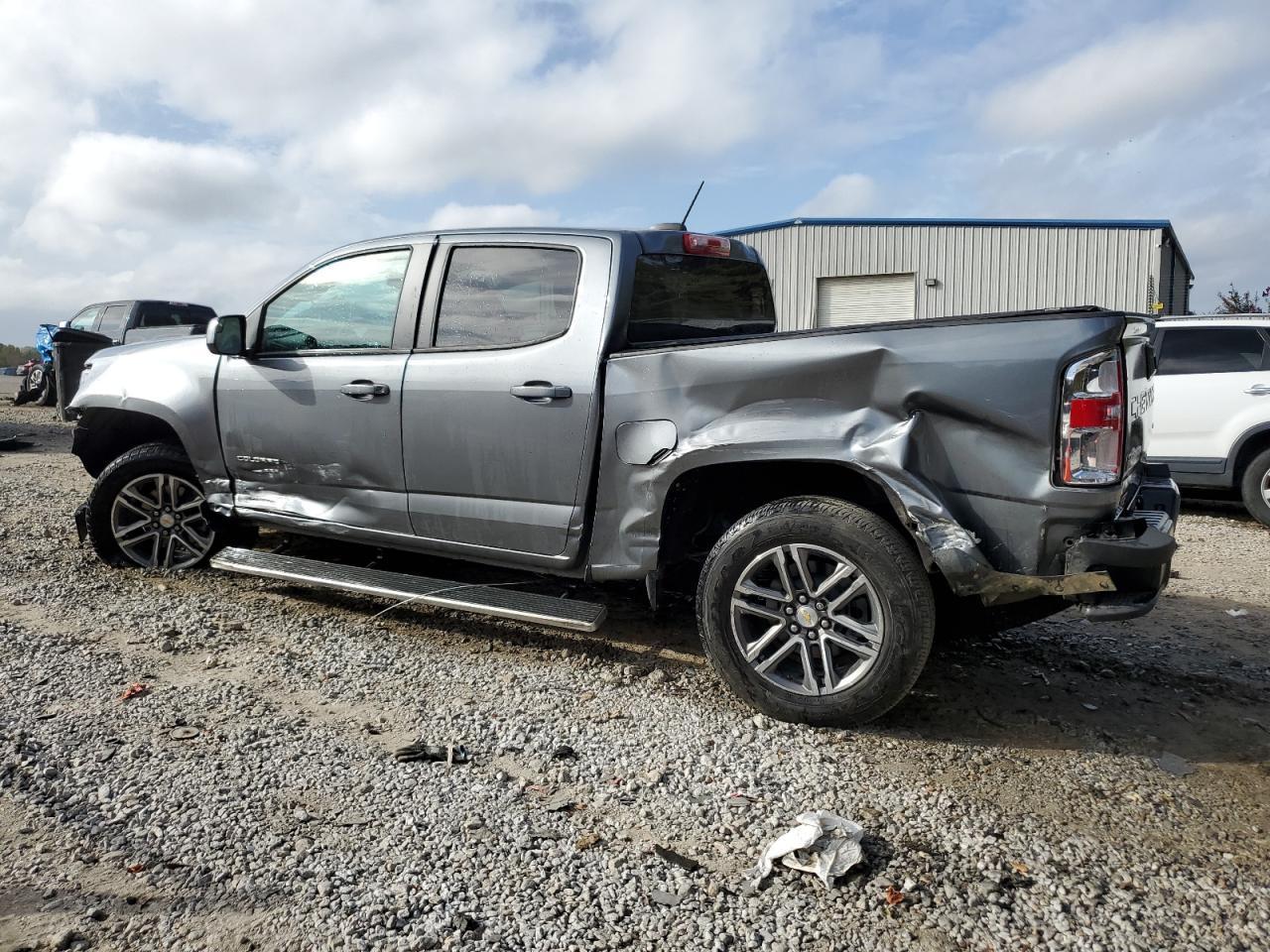 VIN 1GCGSBEN8M1299200 2021 CHEVROLET COLORADO no.2