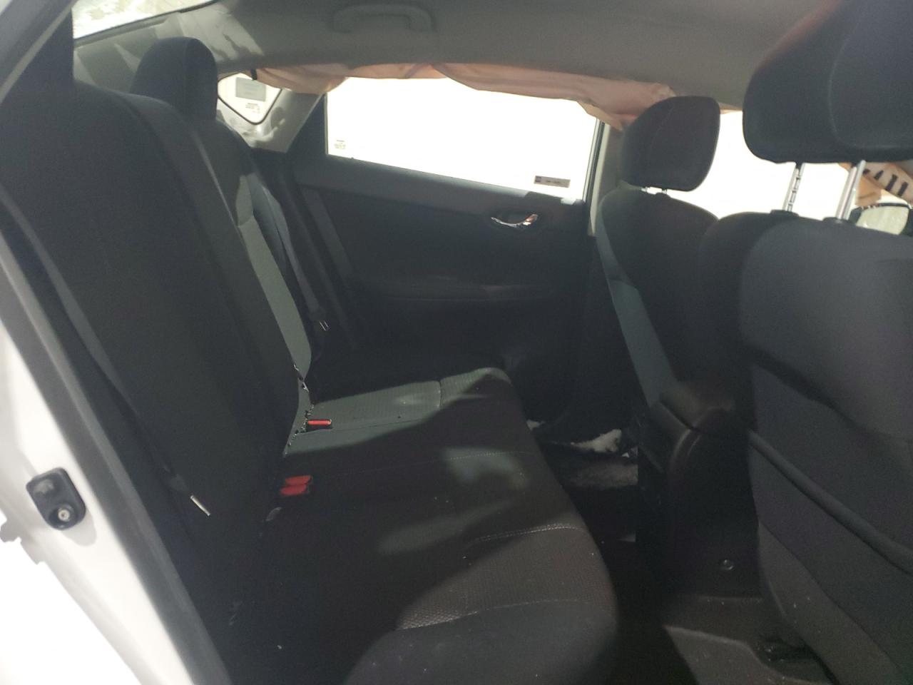 2016 Nissan Sentra - Image 10
