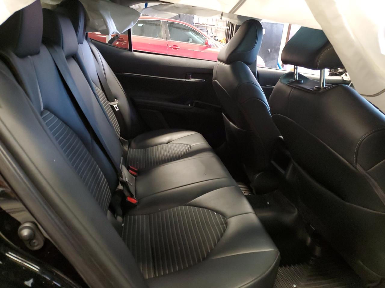 2022 Toyota Camry - Image 10