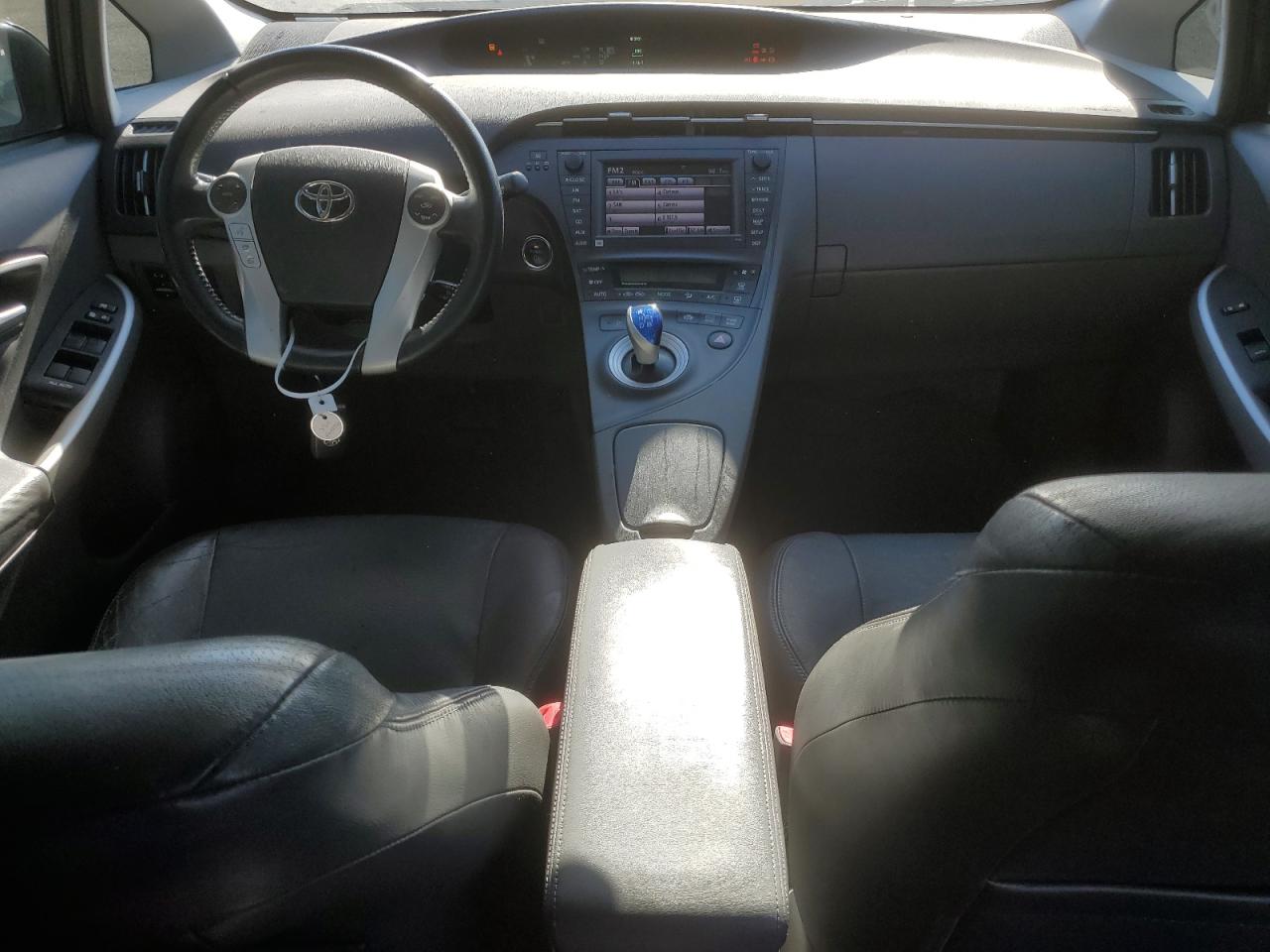 2011 Toyota Prius - Image 8