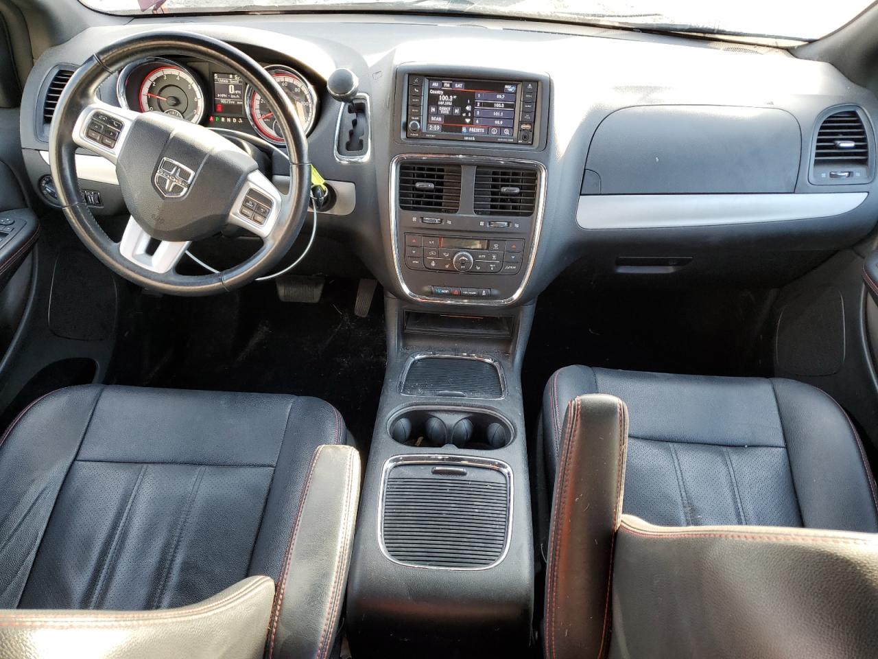 2019 Dodge Caravan - Image 8