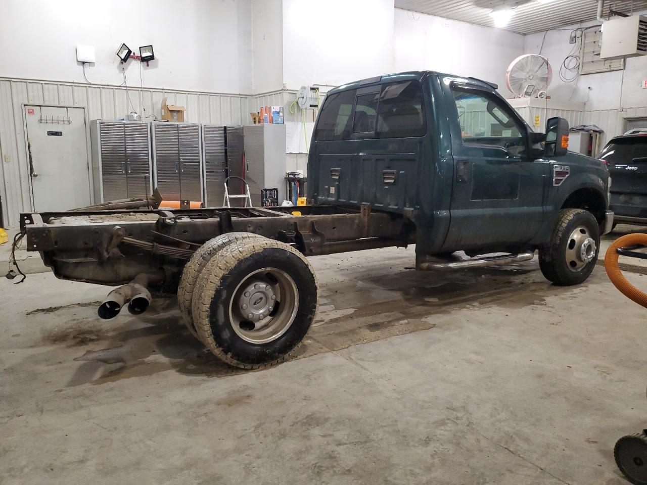 2008 Ford F350 - Image 3