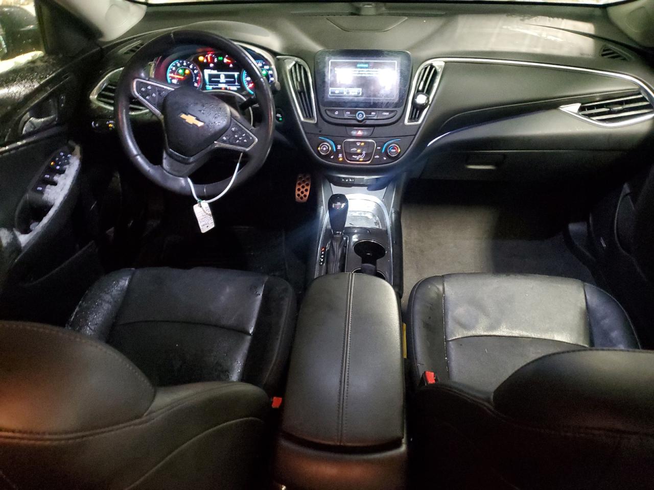 2017 Chevrolet Malibu - Image 8