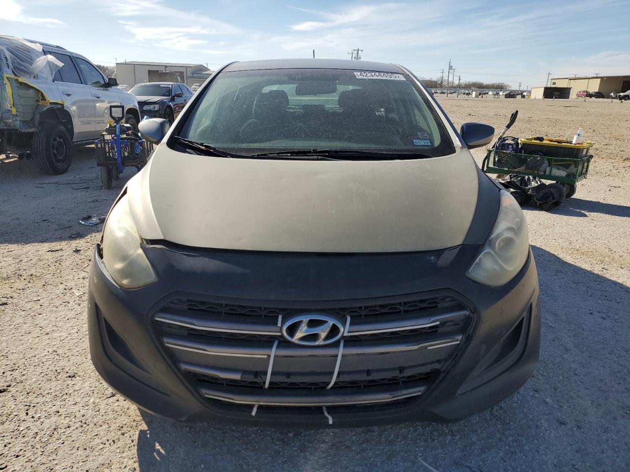 2016 Hyundai Elantra - Image 5