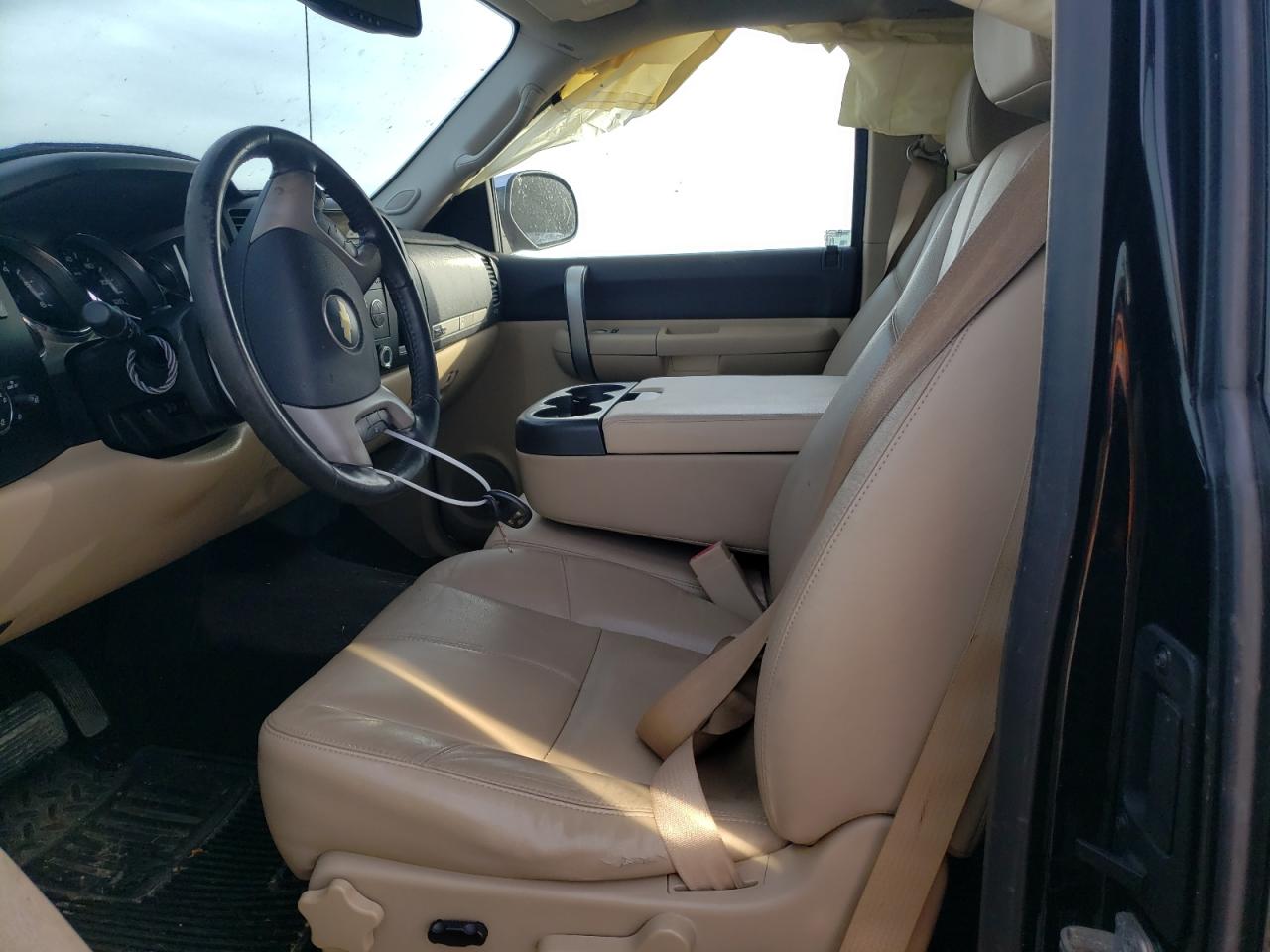 2009 Chevrolet Silverado - Image 7