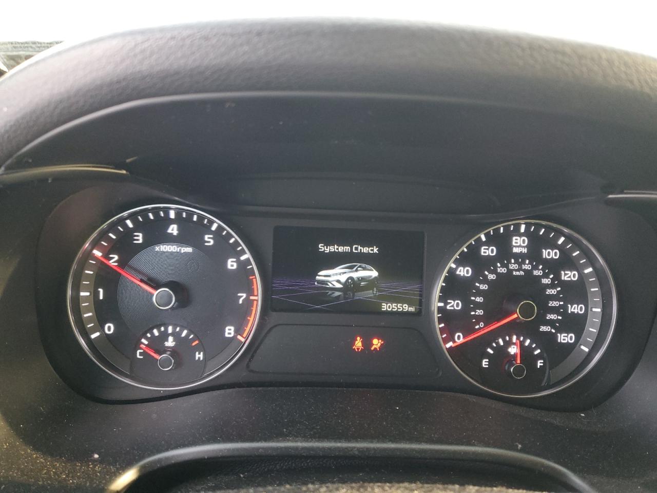 2023 Kia Forte - Image 9