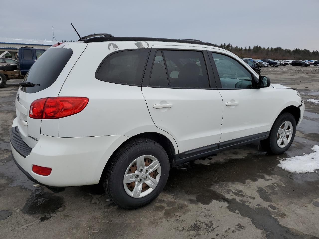 2009 Hyundai Santa Fe - Image 3