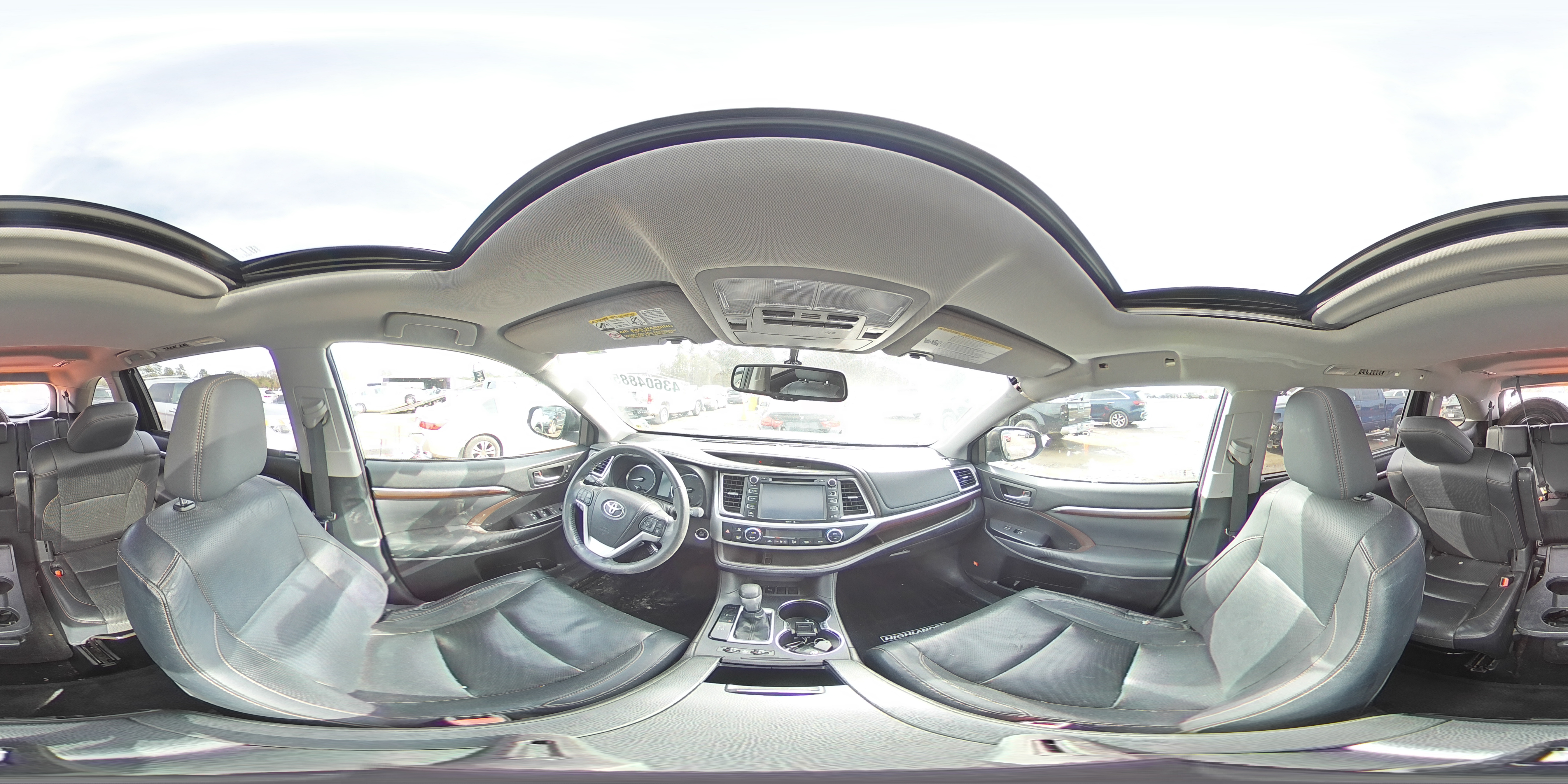 2014 Toyota Highlander - Image 14