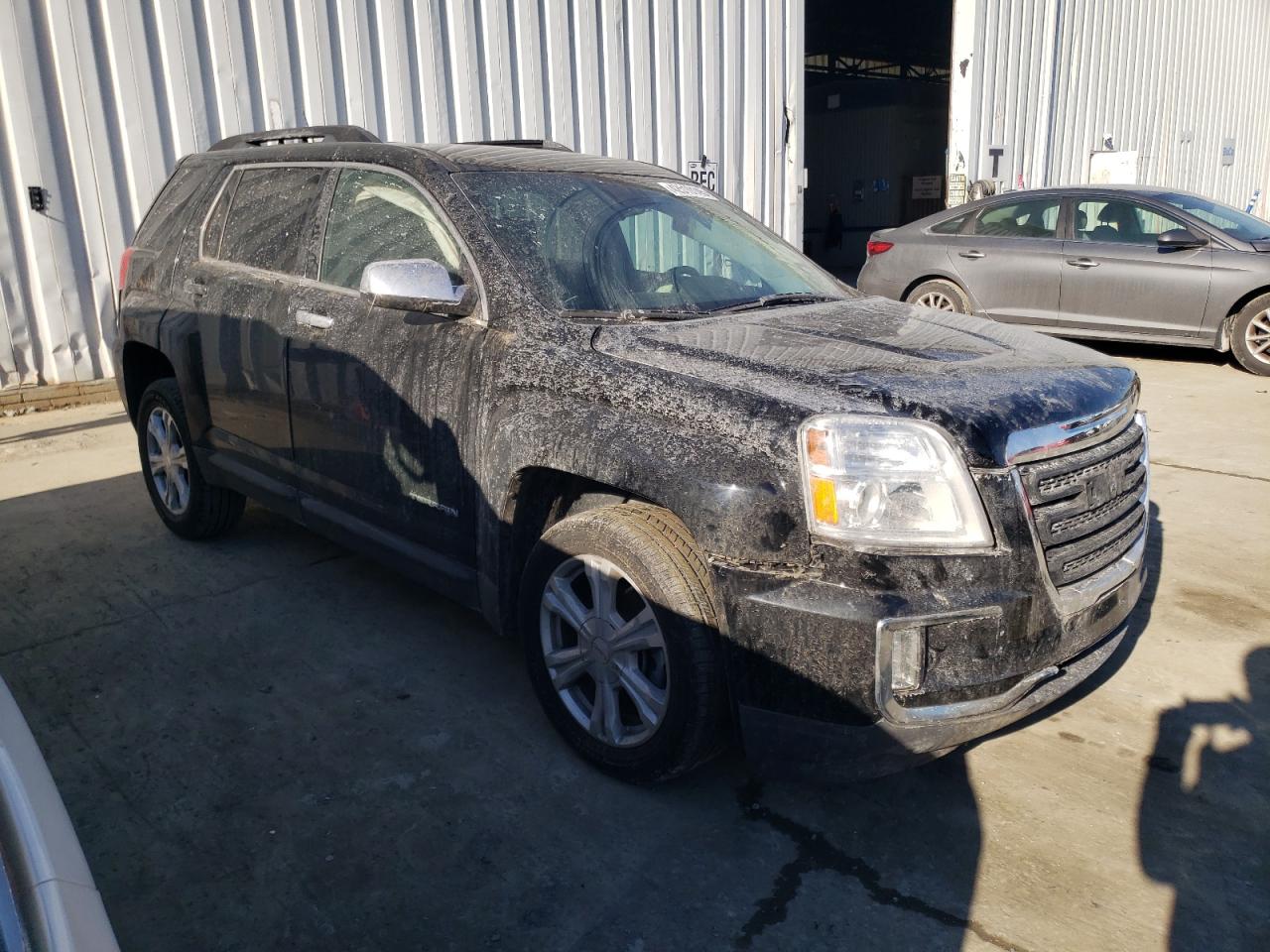 2016 GMC Terrain - Image 4