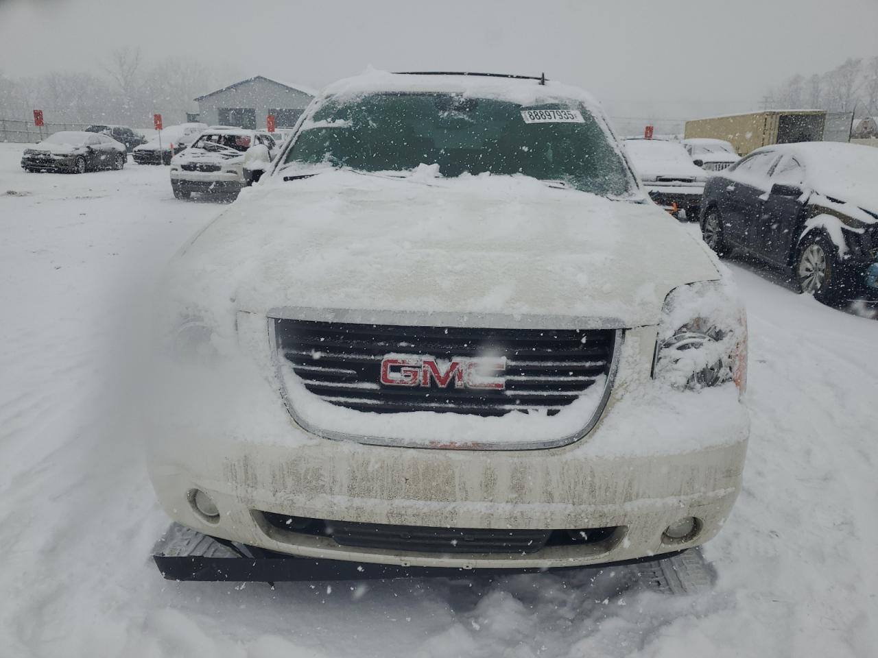 2010 GMC Yukon - Image 5