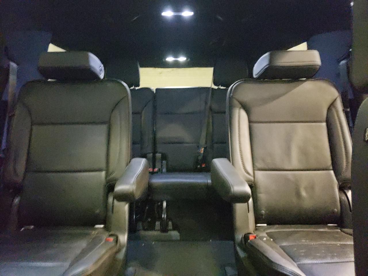 2021 GMC Yukon - Image 10