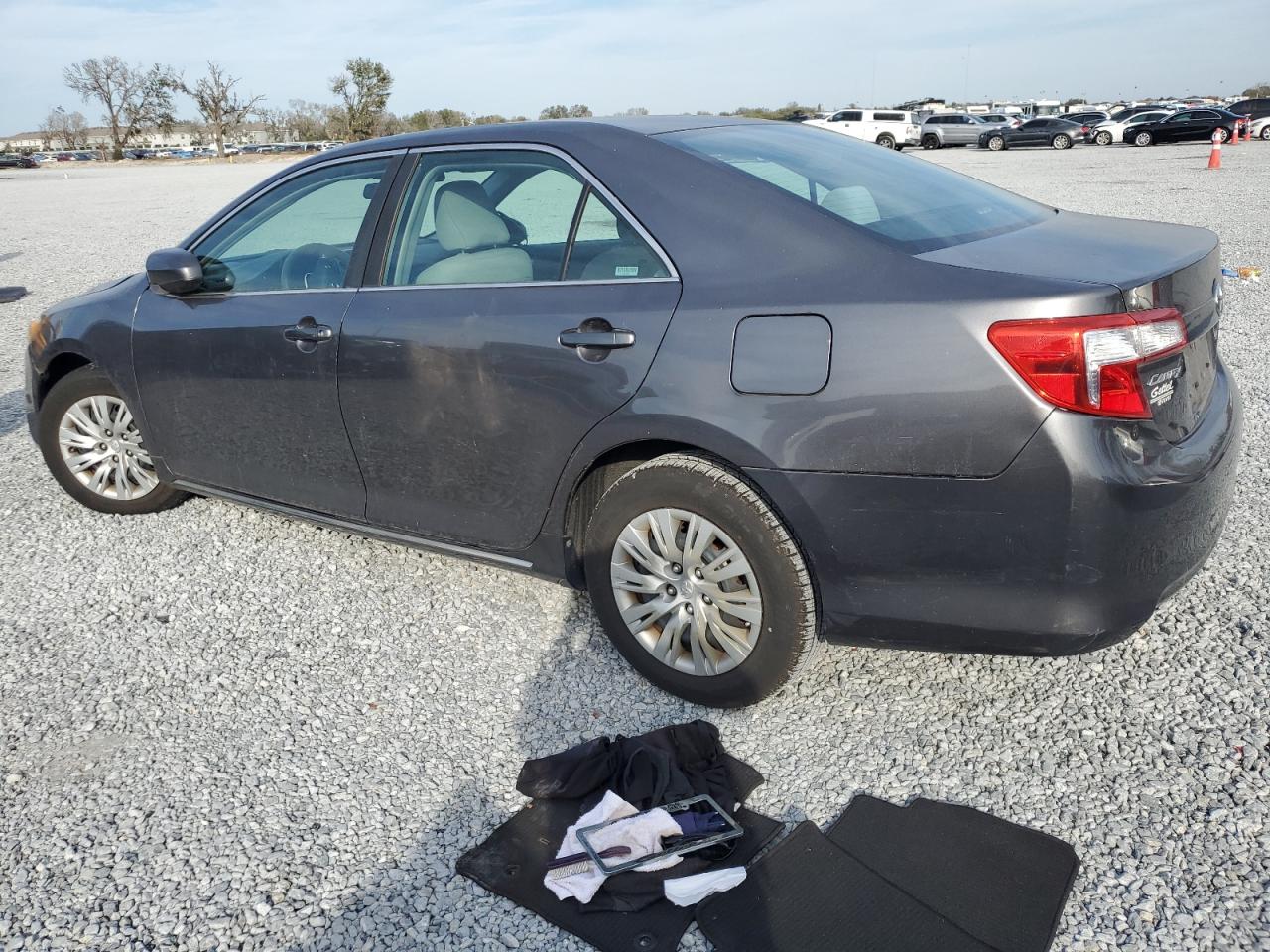 2014 Toyota Camry - Image 2