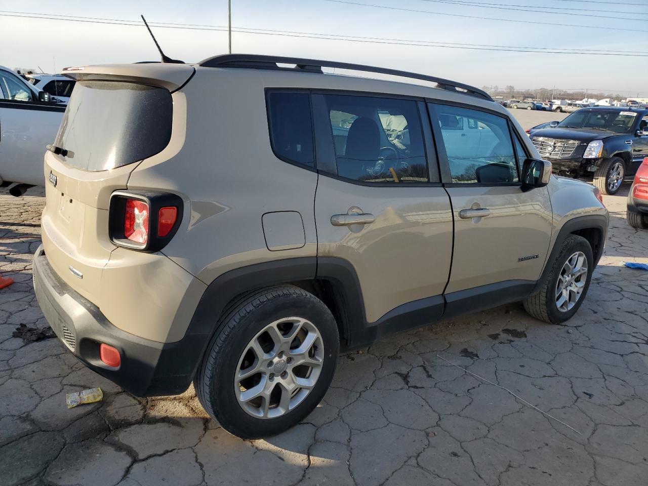 2015 Jeep Renegade - Image 3