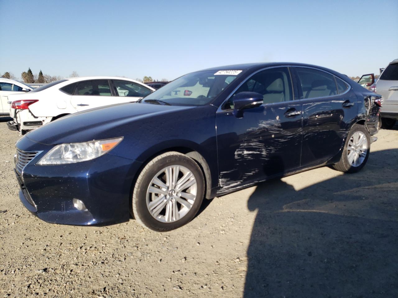 2013 Lexus ES - Image 1
