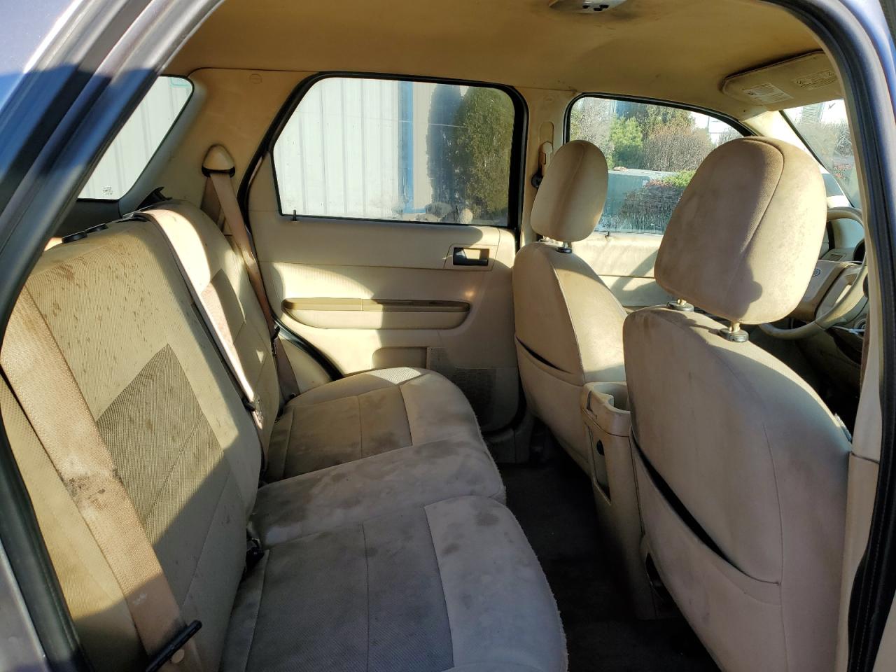 2008 Ford Escape - Image 11