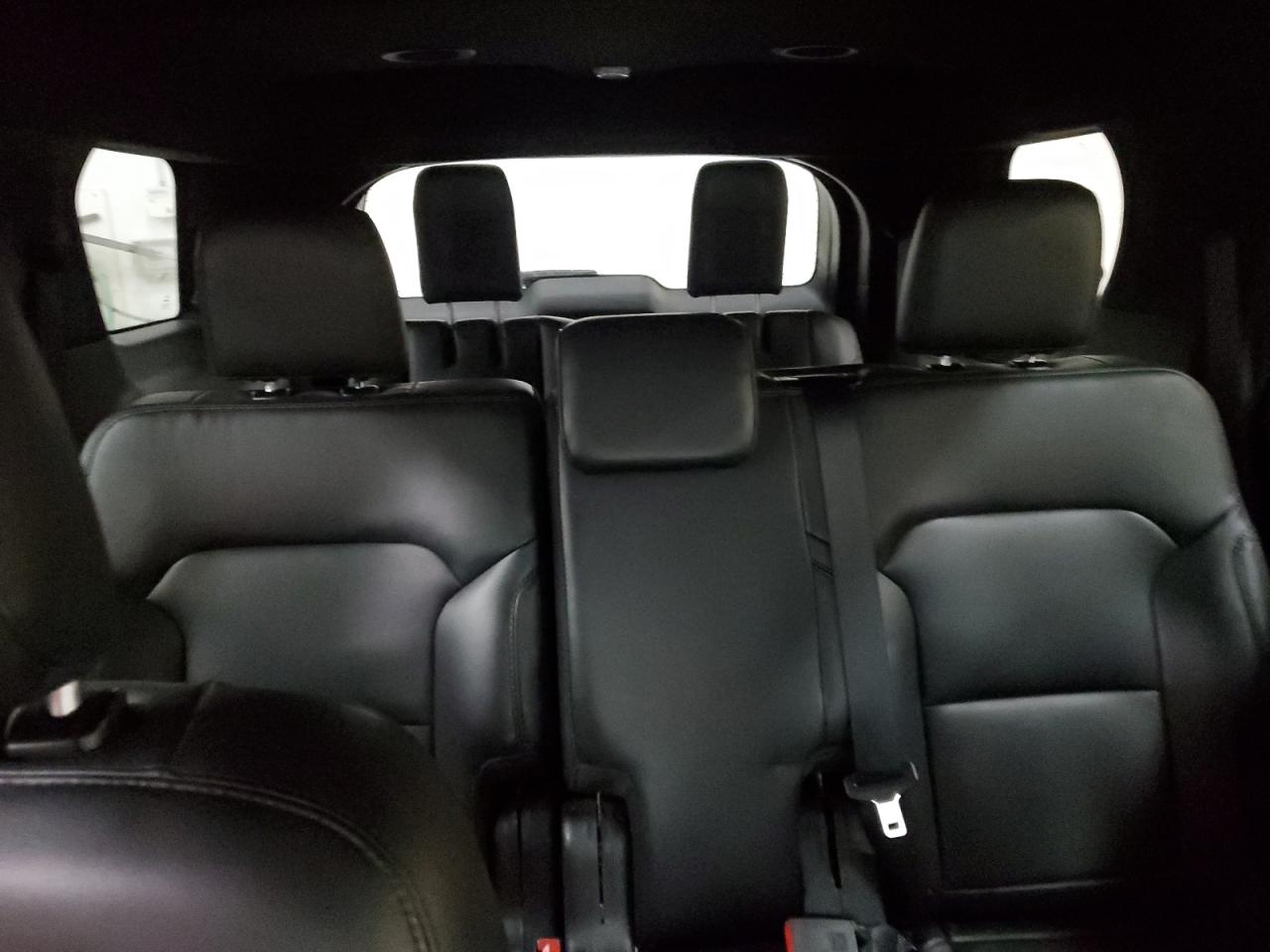 2019 Ford Explorer - Image 10