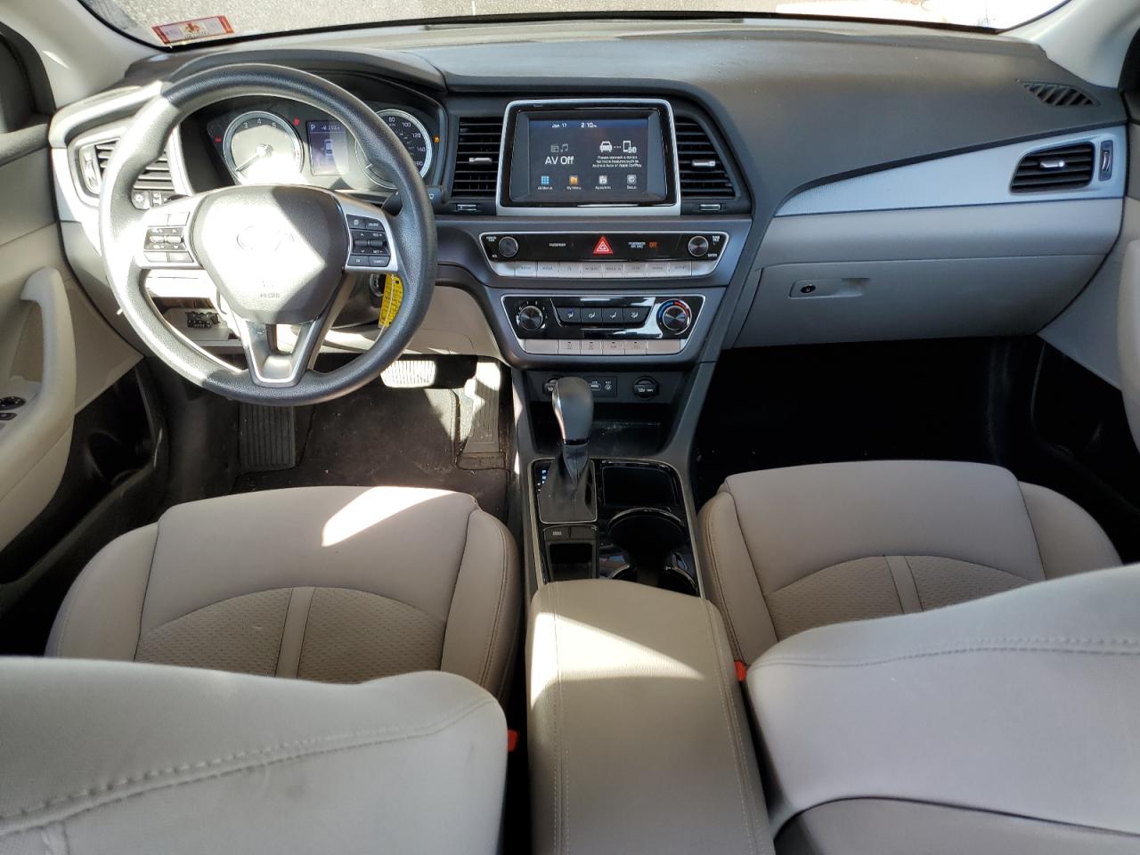 2019 Hyundai Sonata - Image 8