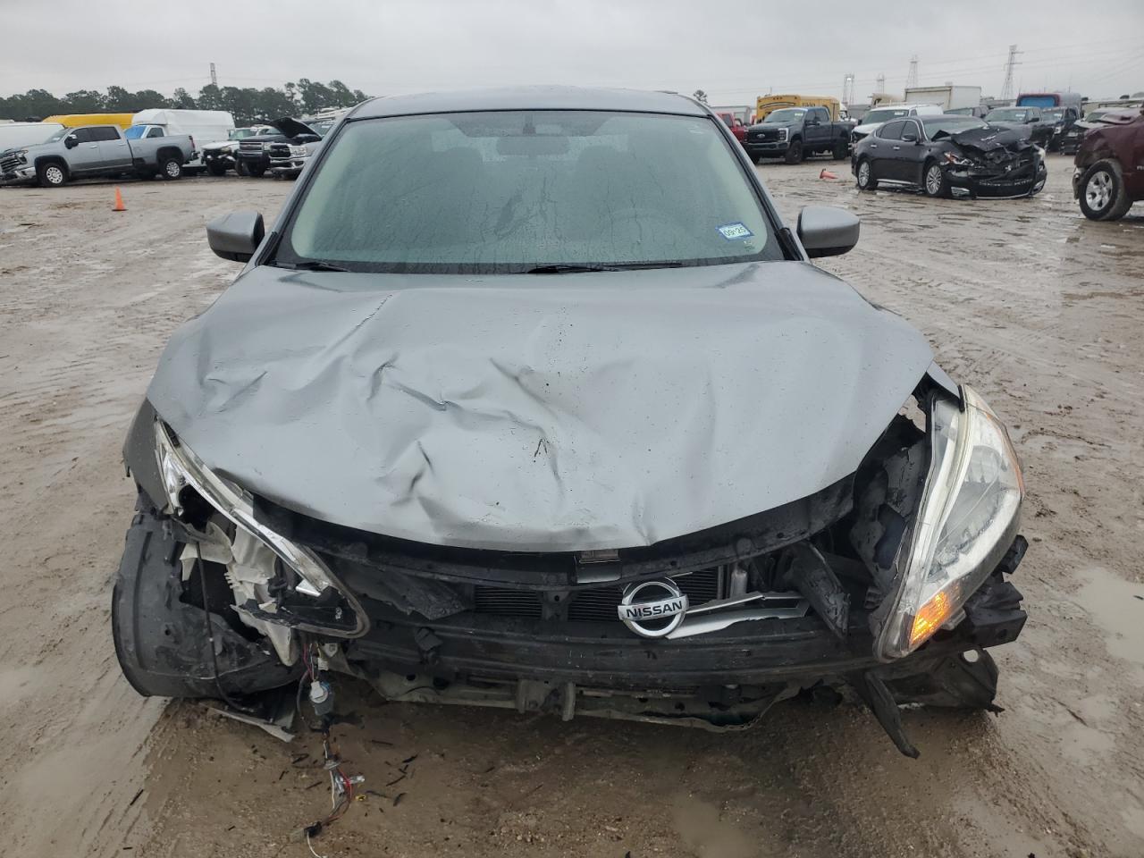 2014 Nissan Sentra - Image 5