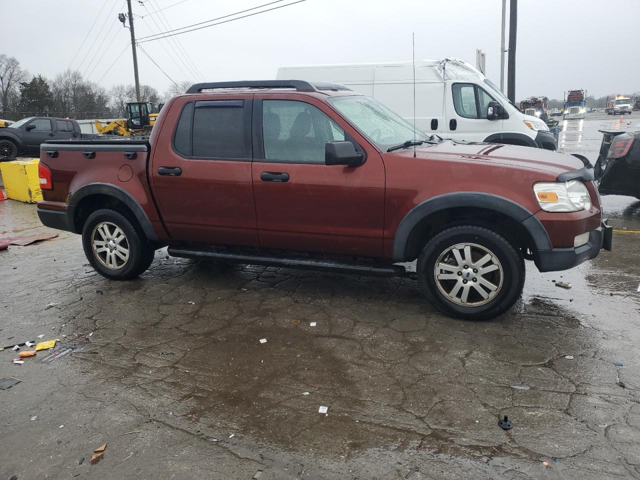 2010 Ford Explorer - Image 4