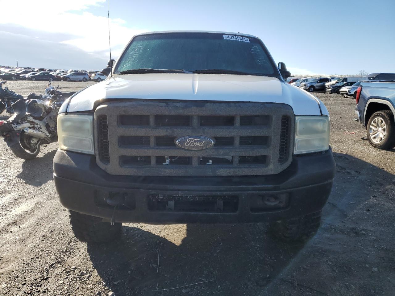 2006 Ford F250 - Image 5