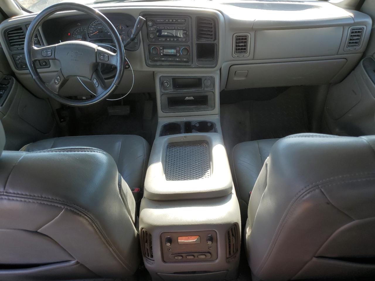 2004 Chevrolet Silverado - Image 8
