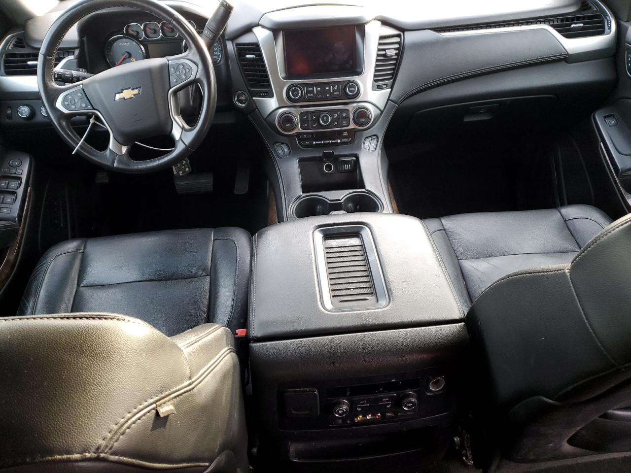 2015 Chevrolet Suburban - Image 8