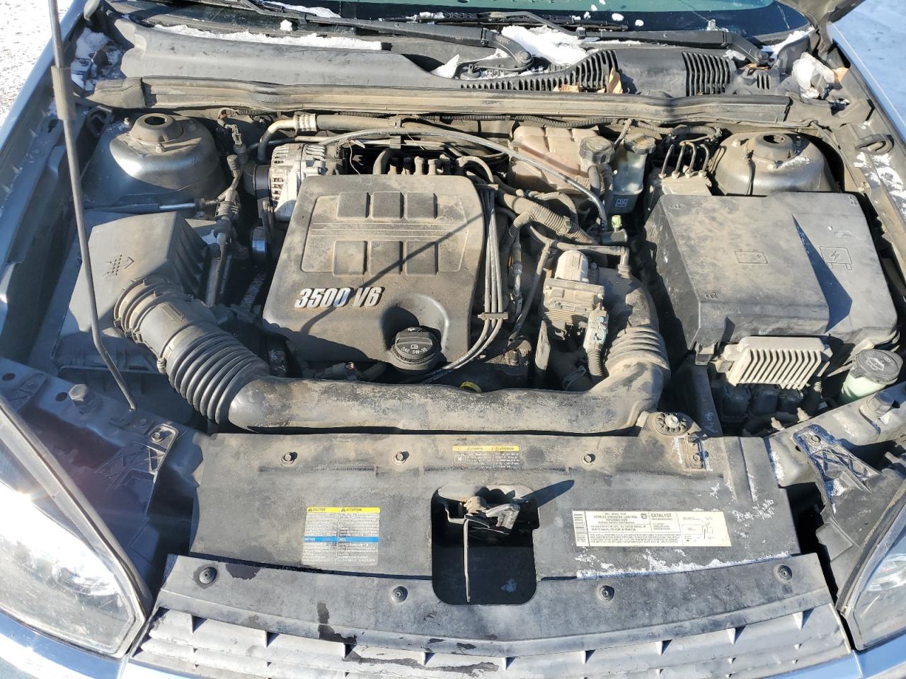 2005 Chevrolet Malibu - Image 11