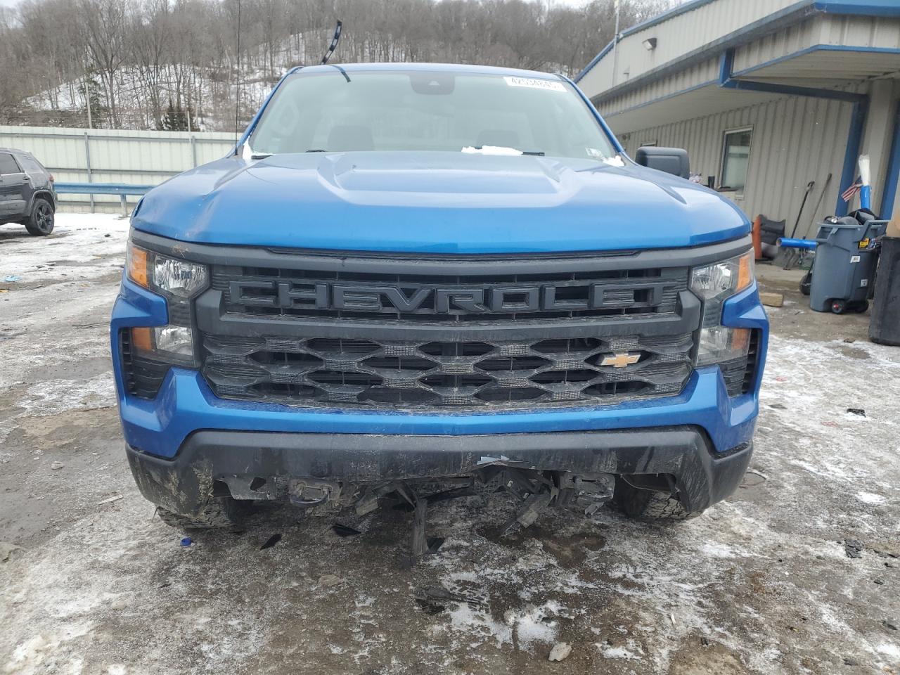 2022 Chevrolet Silverado - Image 5