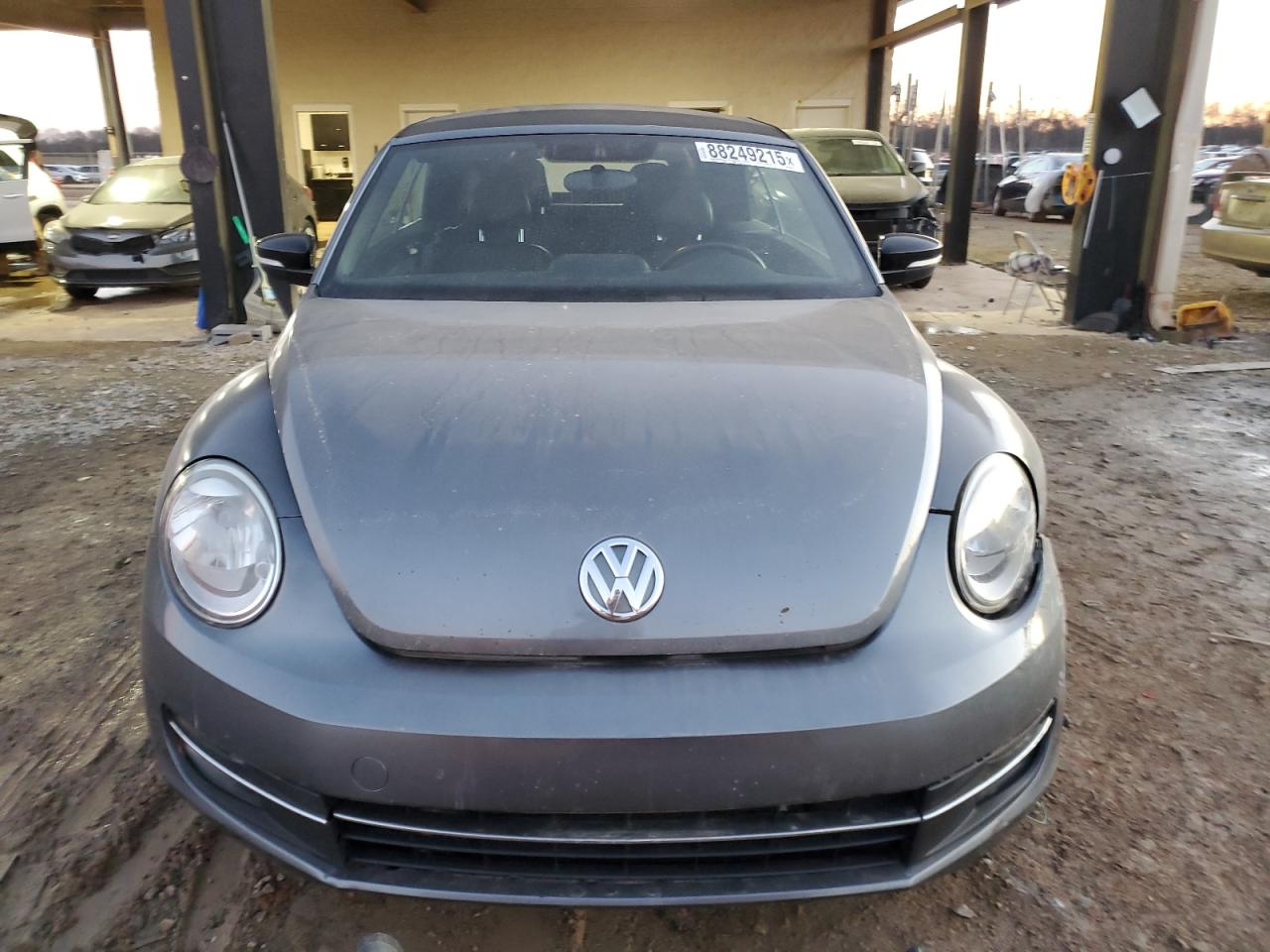 2013 Volkswagen Beetle - Image 5