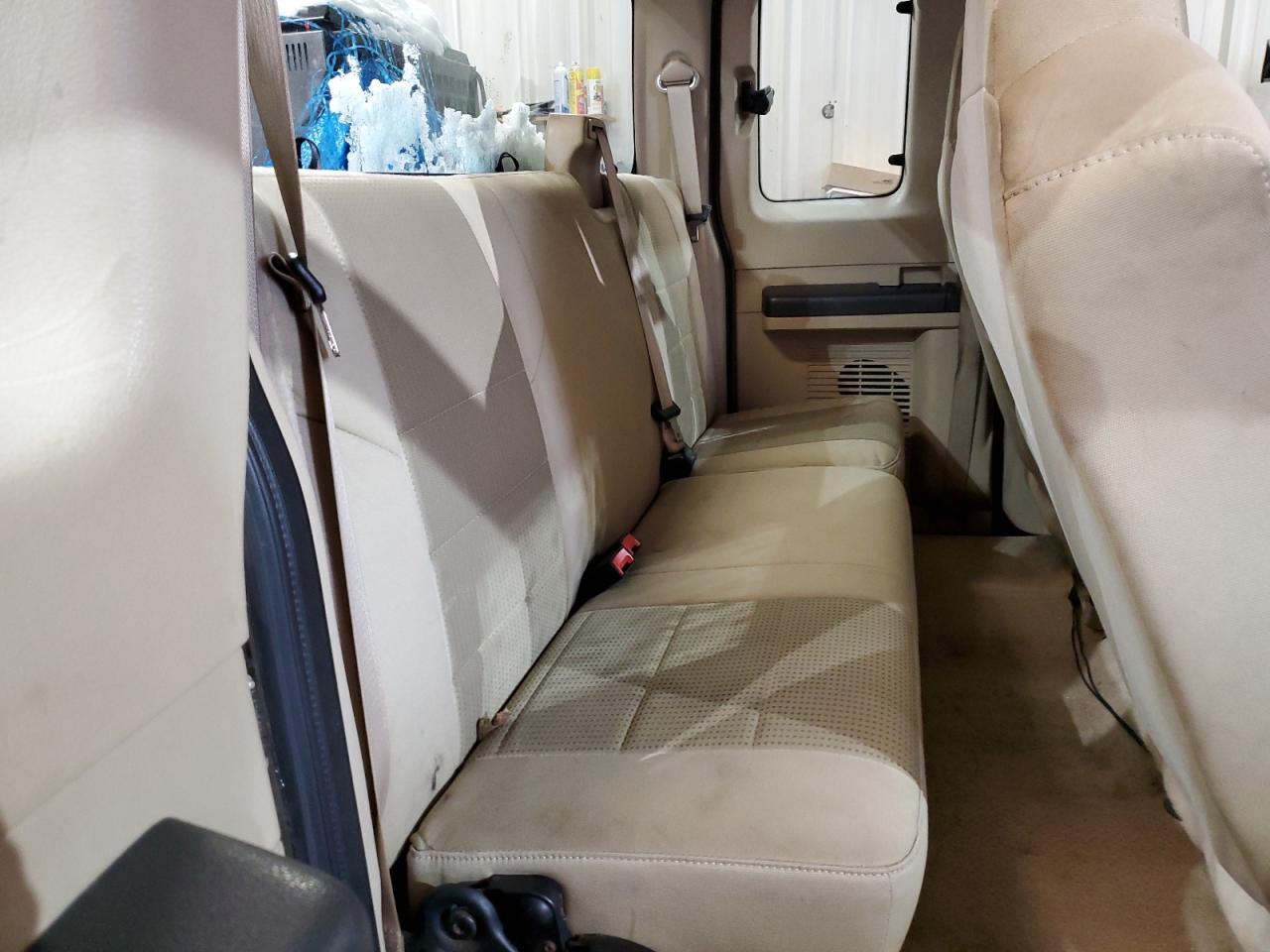 2008 Ford F250 - Image 10