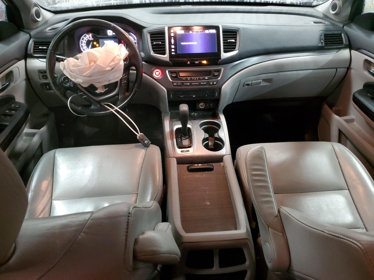 2018 Honda Pilot - Image 8
